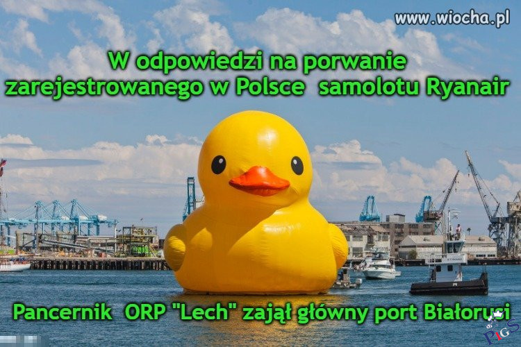 W odpowiedzi na przejęcie samolotu