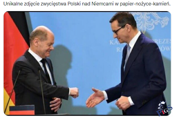 Unikalne zdjęcie zwycięstwa Polski nad Niemcami w papier-kamień-nożyce