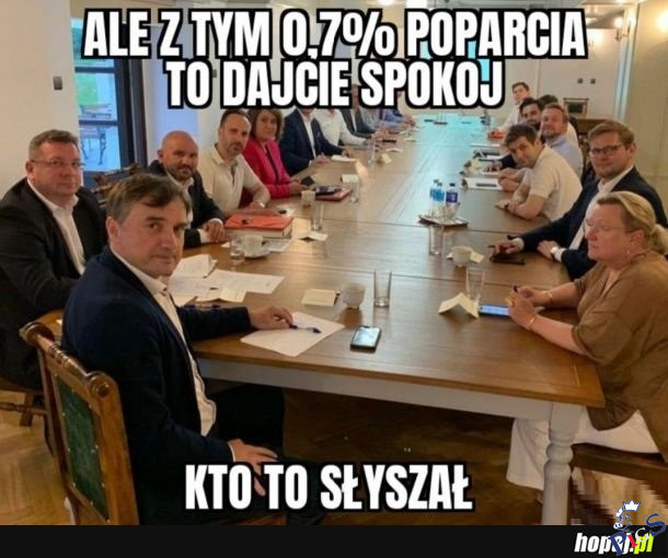 0,7%