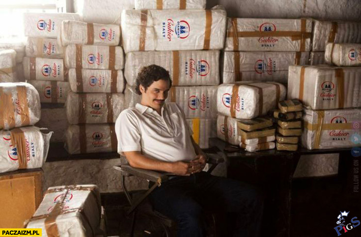 Pablo pozrawia z San Escobar