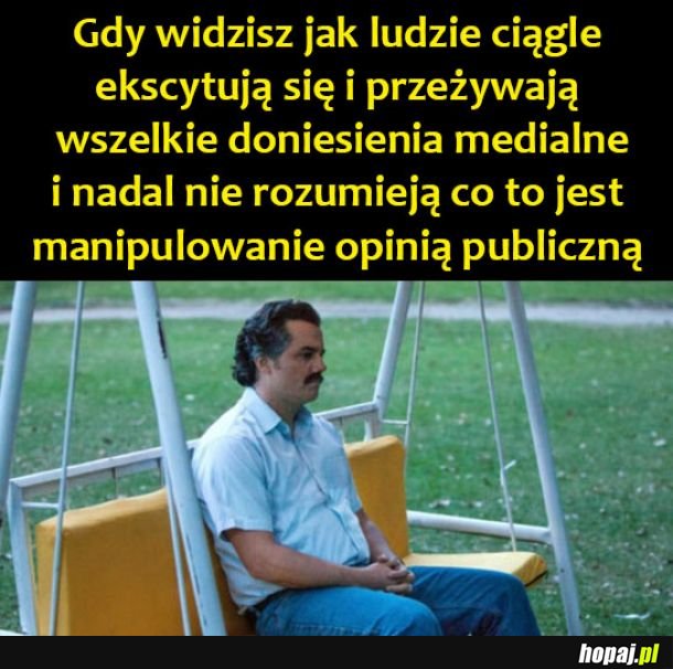 Manipulowanie opinią publiczną