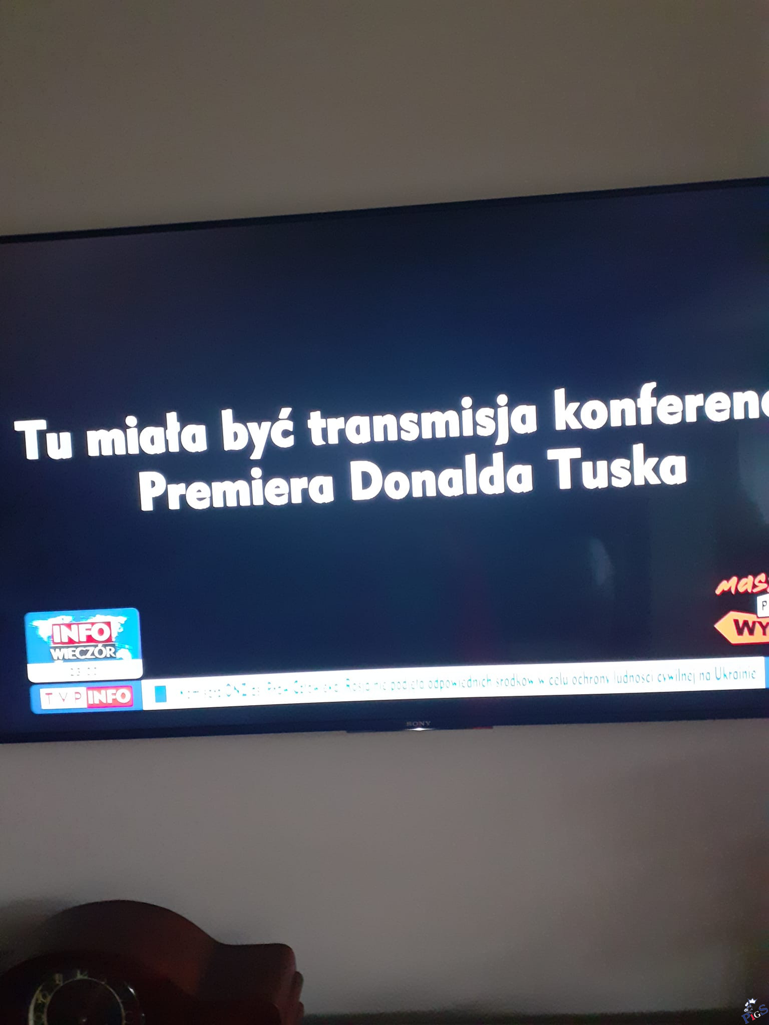 Marna podróbka protestu w obronie wolnych mediów