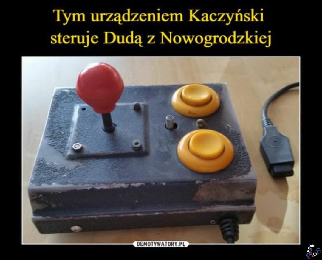 Tym urządzeniem Kaczyński steruje Dudą